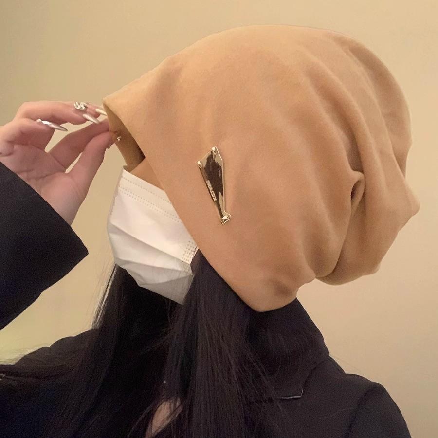 Korean-Style Oversized Pullover Hat for Women - Fashionable Autumn/Winter Design with Face Framing