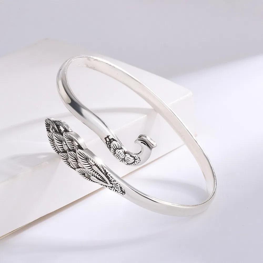 Hollow Chinese Style Bangle Vintage Ethnic Style Bracelet Peacock Opening Bracelet  Jewelry Gifts