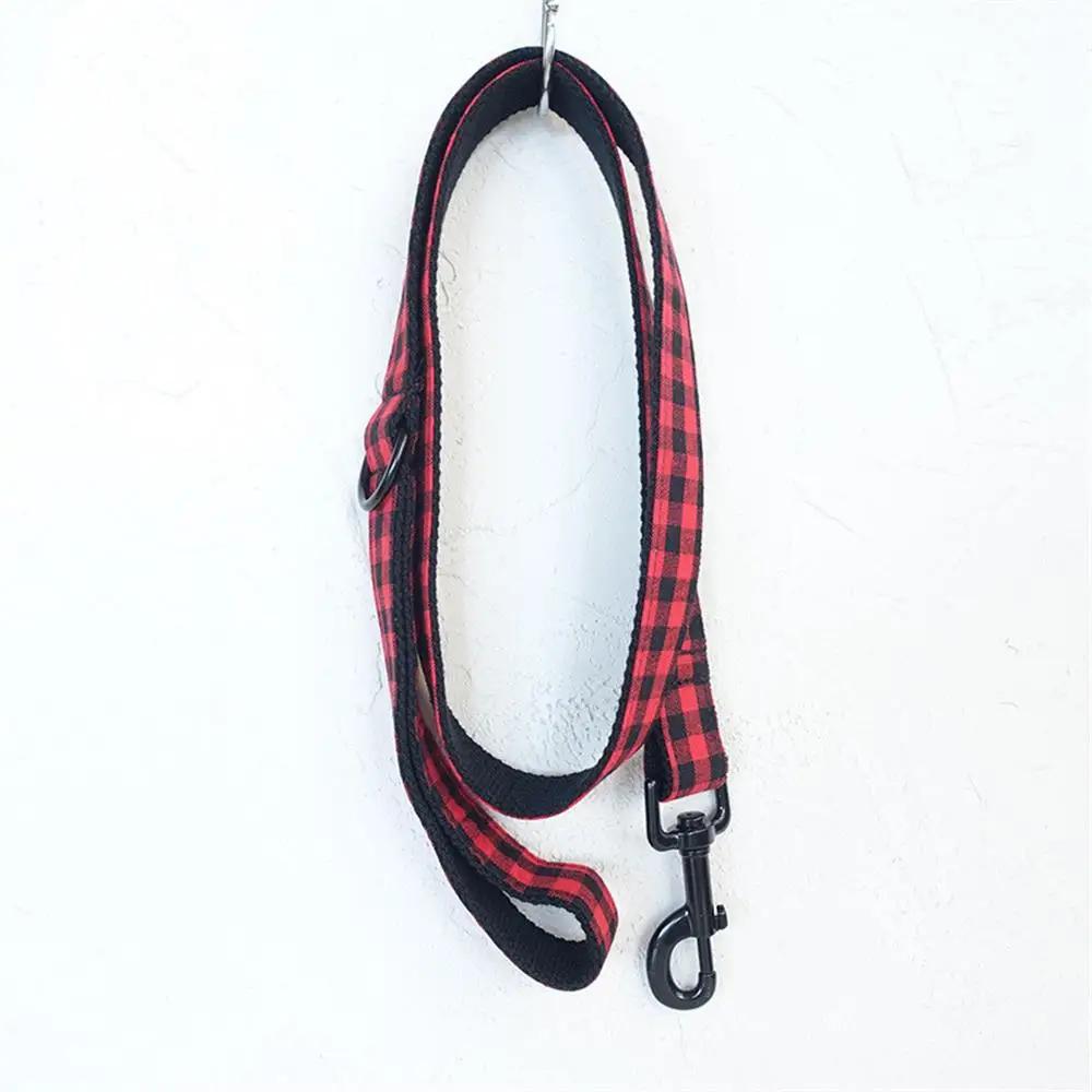 

Персонализированный ошейник для питомца Бесплатная гравировка Именная ID-бирка для щенка Регулируемая застежка Черно-красный Костюм Клетчатые ошейники Поводок S