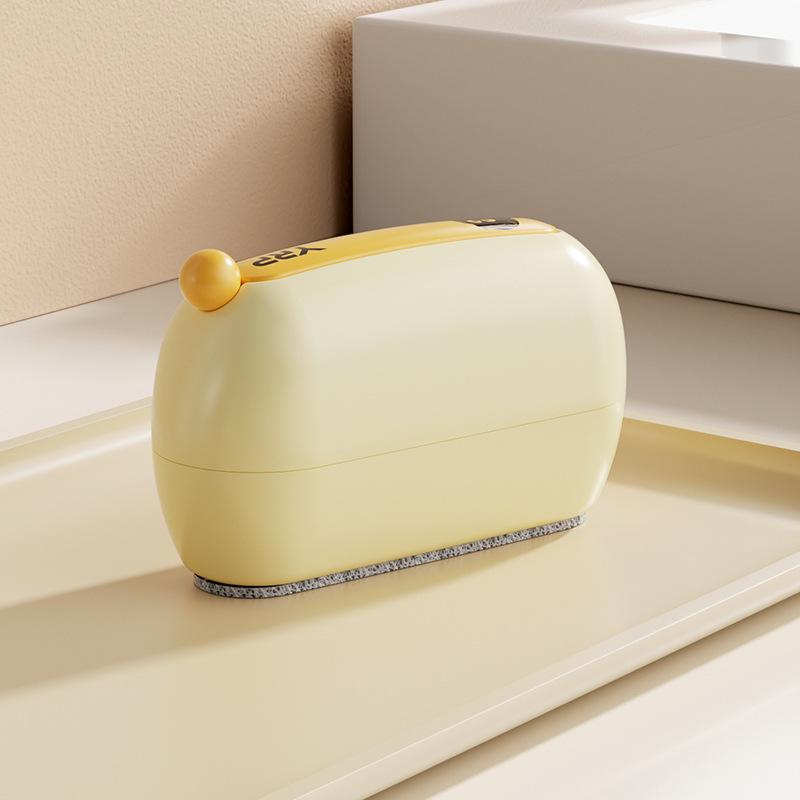 Three-in-One Cleaning Brush Set - Multi-functional Household Gap Brush for Kitchen Countertops and Dish Scraper