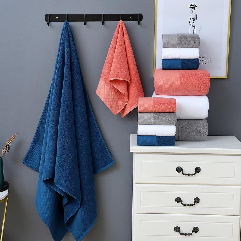 100% Cotton Towel Thickening and Extra Large Bath Towel - Heavyweight and Absorbent Top Luxury 7 Star Hotel Bath Towel