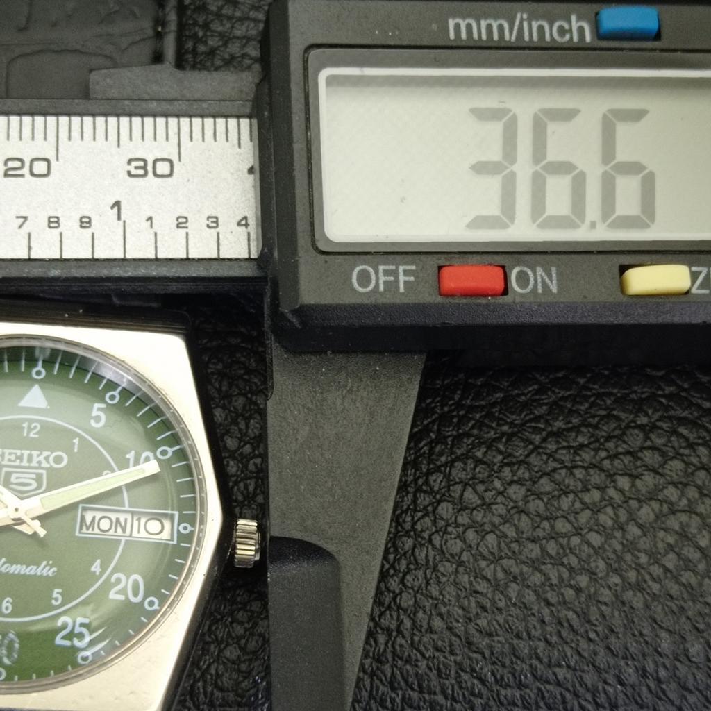 SEIKO 5 AUTOMATIC VINTAGE JAPAN 6309A MENS GREEN COLOR DIAL WATCH a701394-5 R206a-a701394