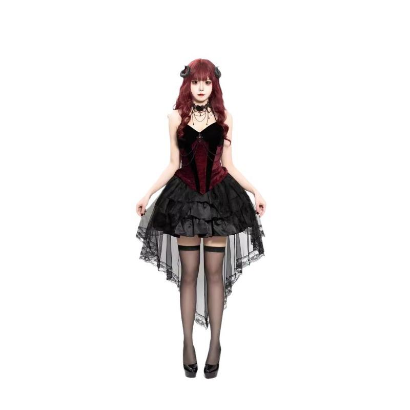 Halloween's new Vampire Duchess tube top, lace skirt, prom costume
