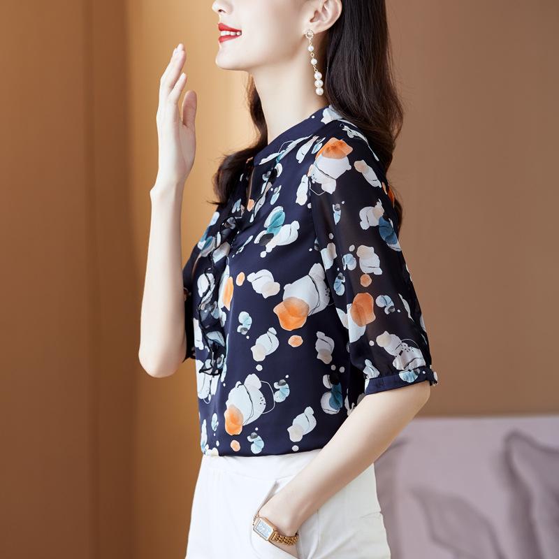 Silk Shirt Women's Short Sleeved Summer T-shirt Mid Sleeved V-neck Printed Western-style Small Shirt Mulberry Silk Top