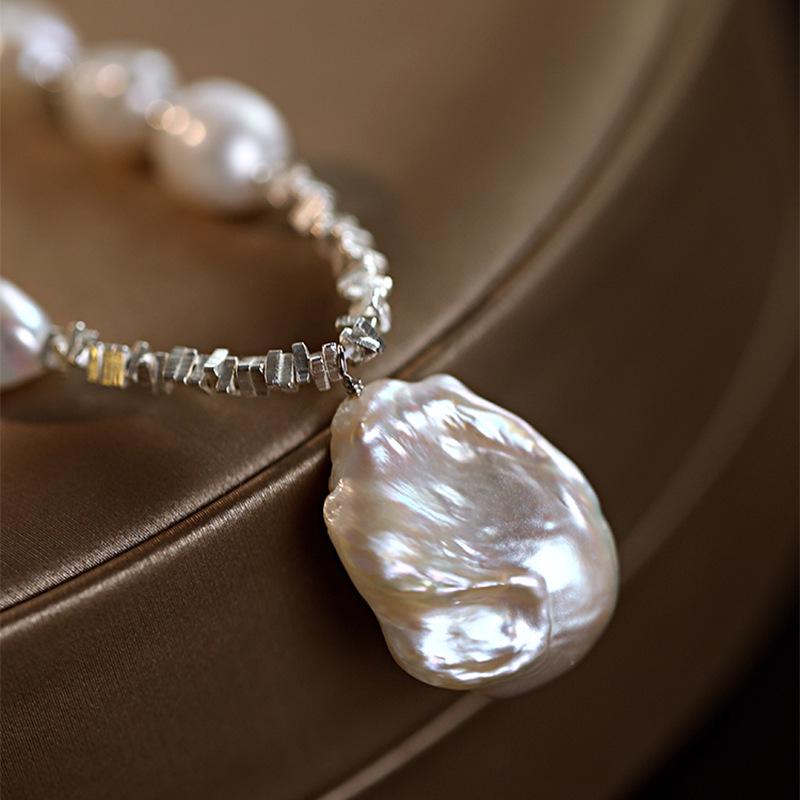 Vintage French Baroque Pearl Pendant Necklace - Minimalist Beaded Clavicle Chain for Women
