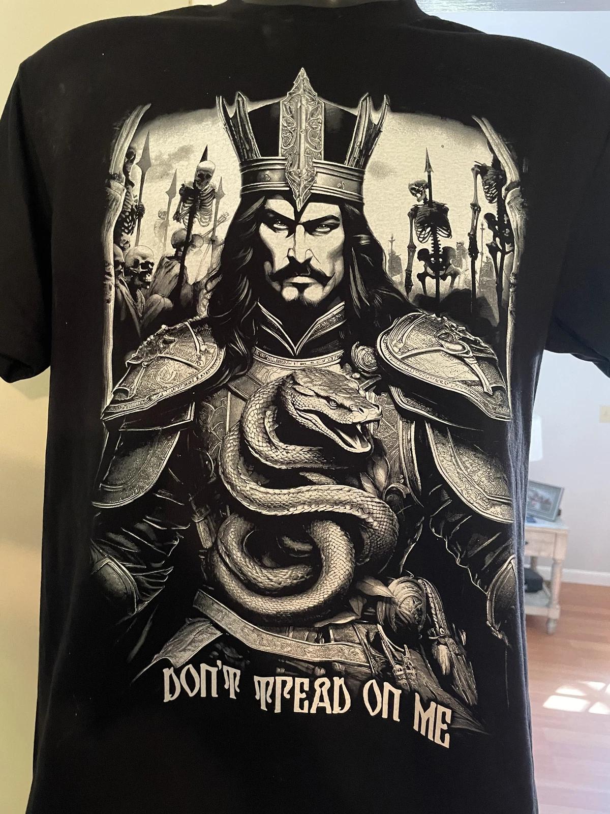 Vlad The Impaler - Don t Tread On Me T-shirt S