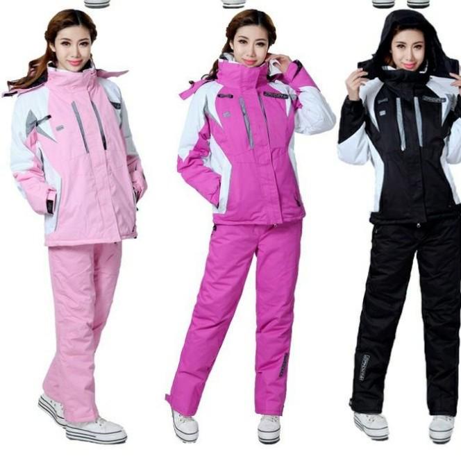 

Женский горнолыжный костюм 2025: Водонепроницаемая ветровка и утепленные штаны In Stock