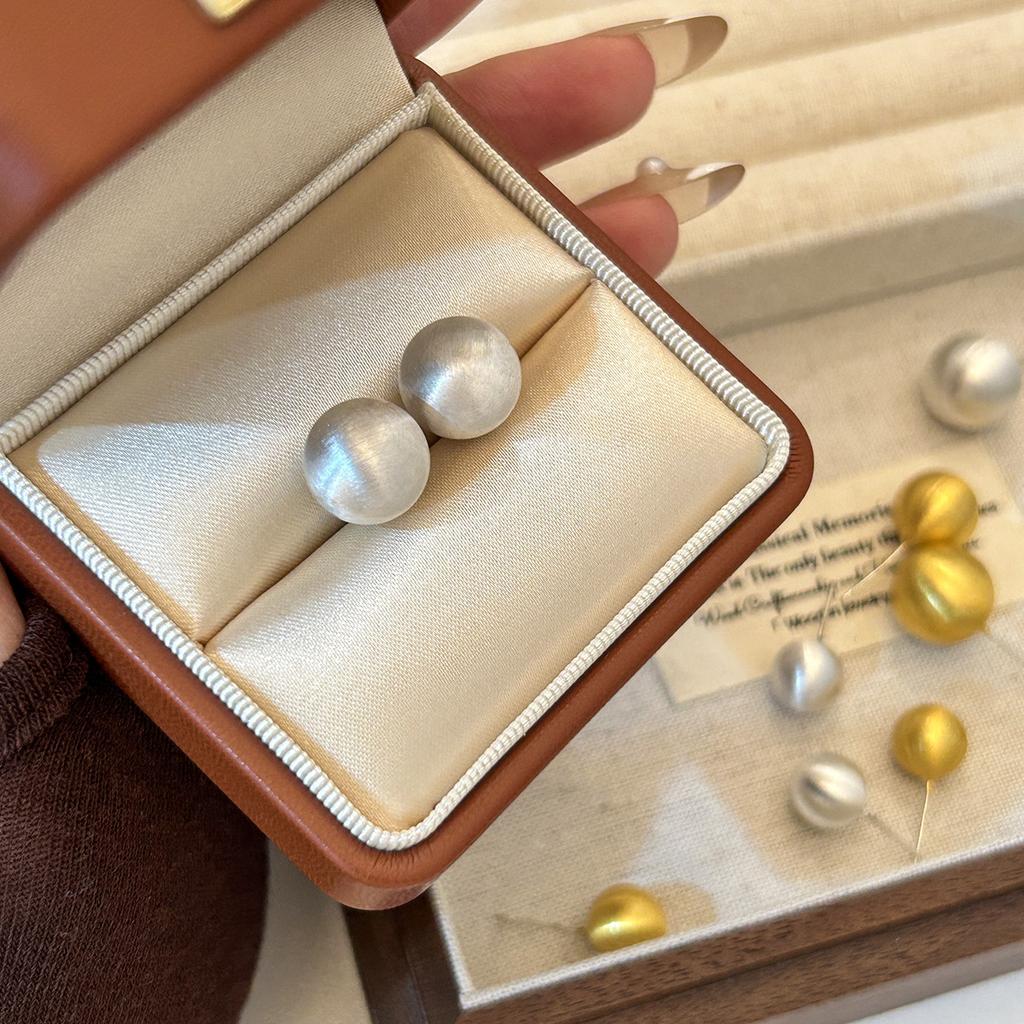Retro Metal Temperament Earrings Fashion High Sense Matte Brushed Ball Earrings Women