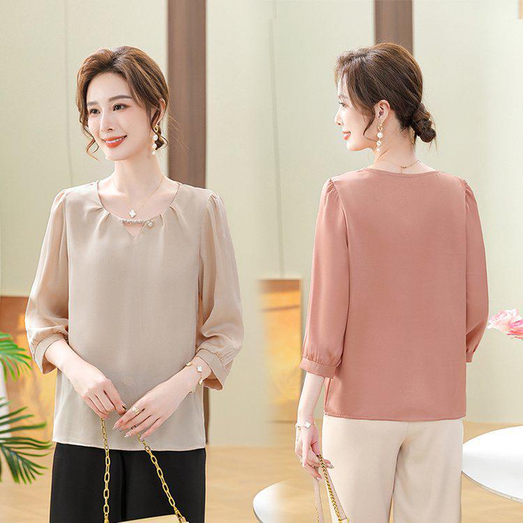 Elegant Chiffon Blouse for Middle-Aged and Elderly Women, 3/4 Sleeves, Comfortable, Versatile, Slimming Design