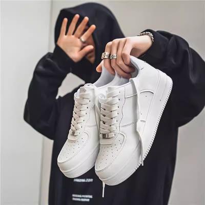 Little White Shoes Women's 2025 New Couple Men's Shoes Flat-soled Sports and Leisure Shoes Soft Soles Popular Versatile Board Shoes Light