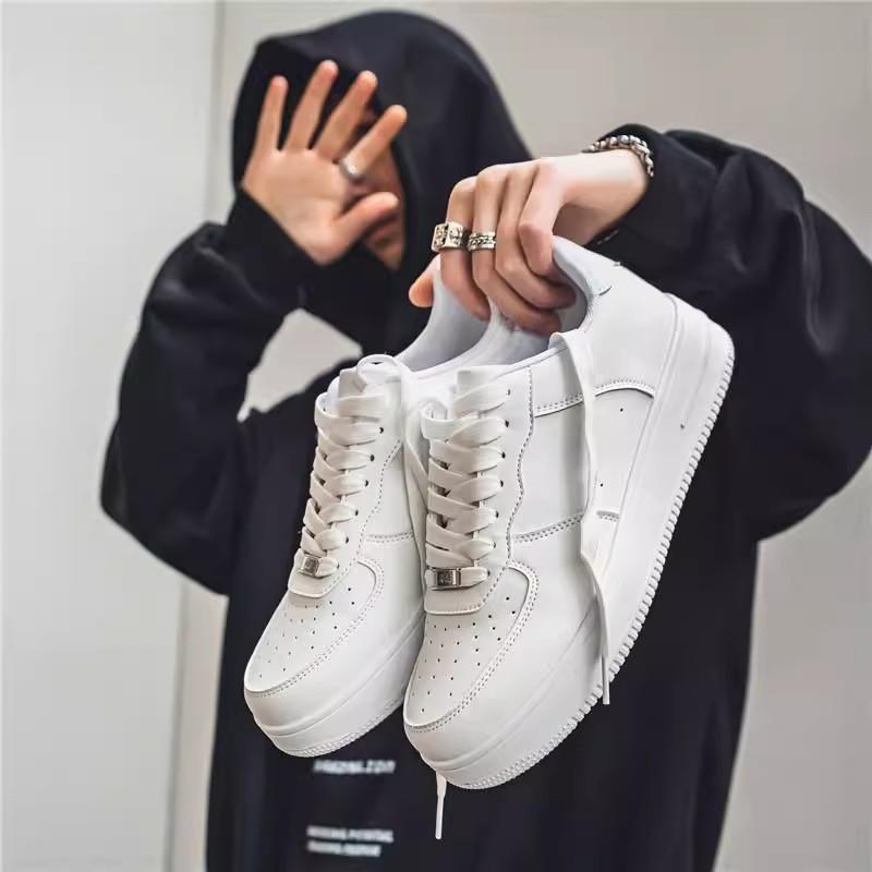 Little white shoes women's 2025 new couple men's shoes flat-soled sports and leisure shoes soft soles popular versatile board shoes light