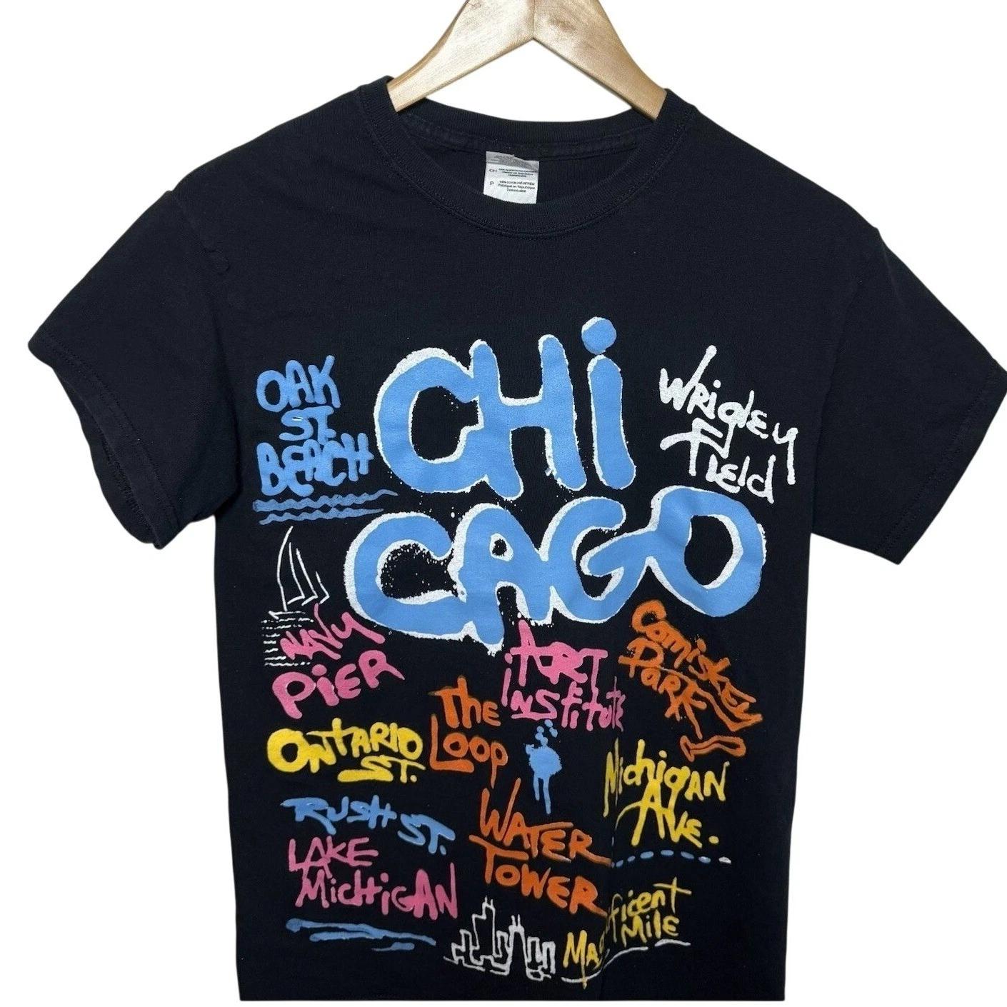 VTG Chicago Graffiti Landmarks Souvenir Windy City Graphic T-Shirt Size Small S