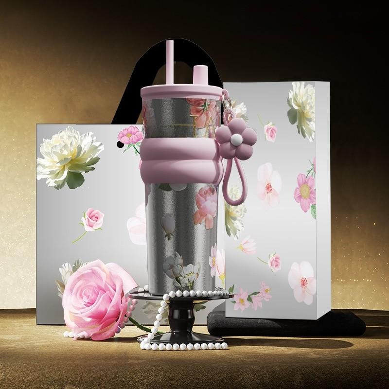 Isolierte Titan-Wasserflasche im traditionellen chinesischen Stil mit Strohhalm, tragbar für Reisen und als Geschenk