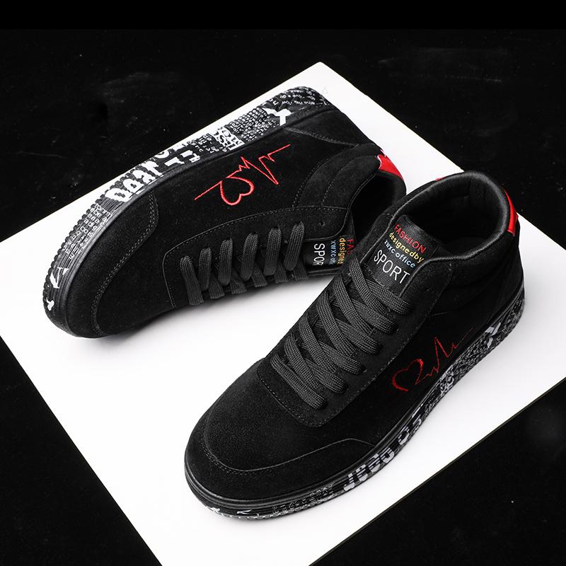 New Four Seasons Couple Plus Size 35-44 High Top Sneakers Fashionable, Lightweight, Comfortable, Versatile Skateboarding Shoes