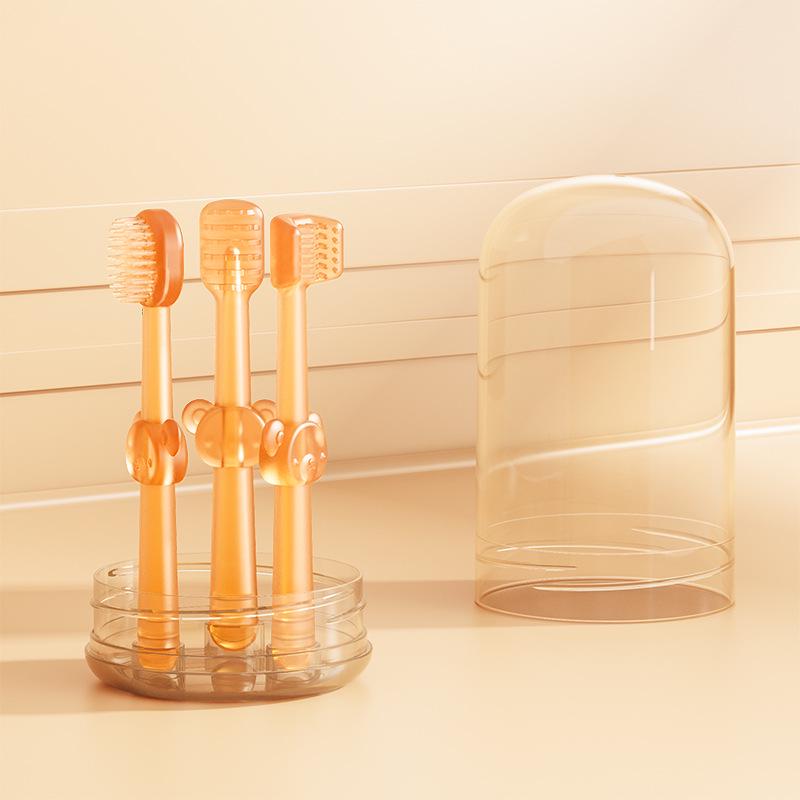 

3-Piece Newborn U-Shaped Toothbrush Set with Tongue Scraper and Three-Sided Design PP Box