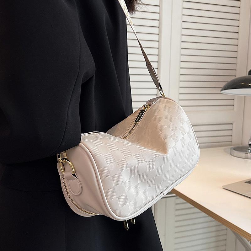 Spring Versatile Popular Messenger Bag Niche Design Advanced Texture Underarm Pillow Bag
