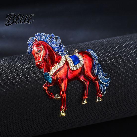 Exquisite Craftsmanship Brooch Pin Sparkling Rhinestones Inlaid Horse Design Collar