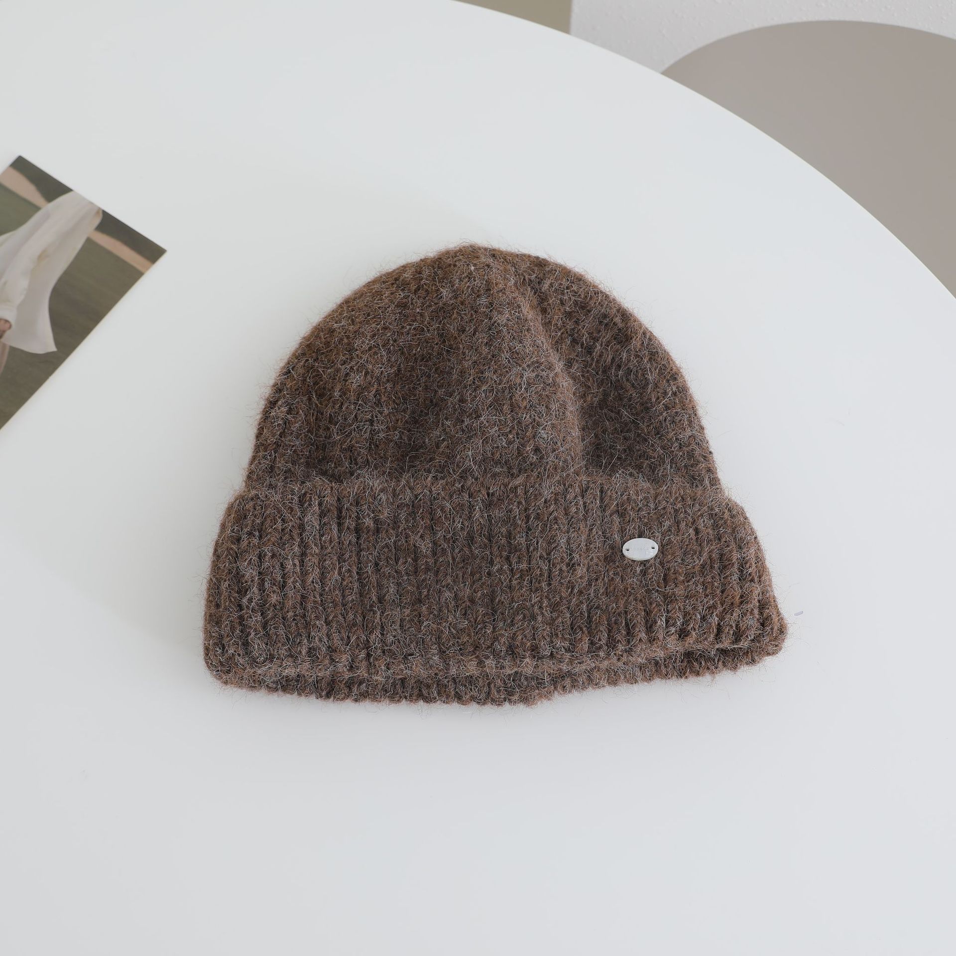 

Labeled Knitted Hat for Women in Autumn and Winter New Warm and Thickened Cold Hat That Looks Smaller one size
