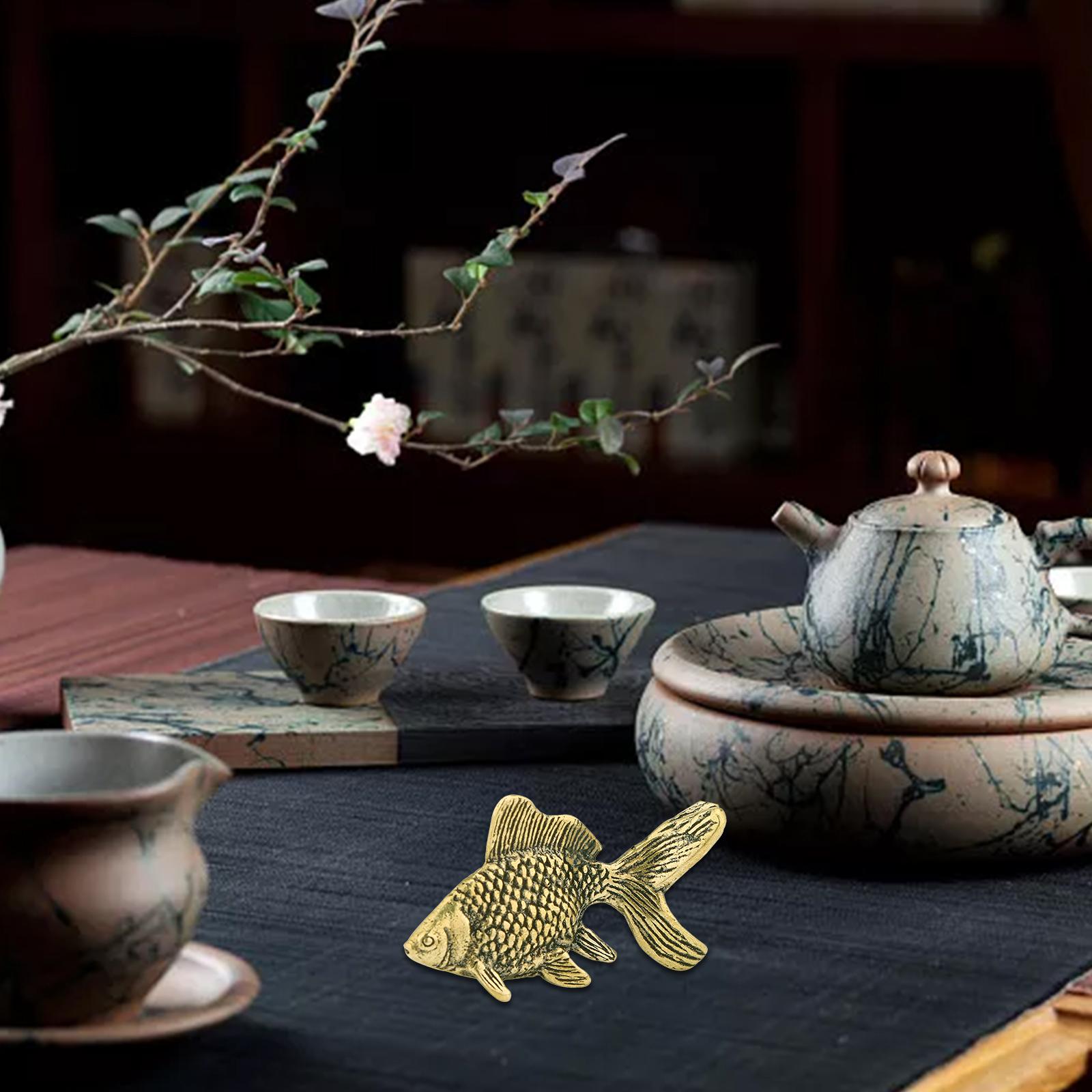 

High Quality Brand New Convenient Bronze Ornaments Koi Indoor Outdoor Showcase Sturdy Goldfish Tea Pet Decoration China Mainland