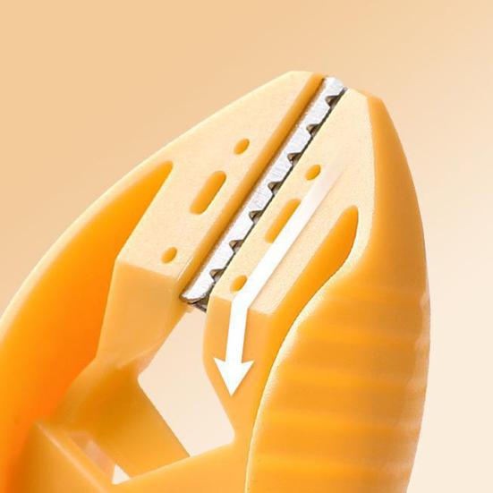 3Pcs Portable Garlic Peeler Ergonomic Garlic Tweezers Manual Garlic Skin Remover Clips Garlic Peeling Tool for Quick Meal Prep Outdoor Cooking
