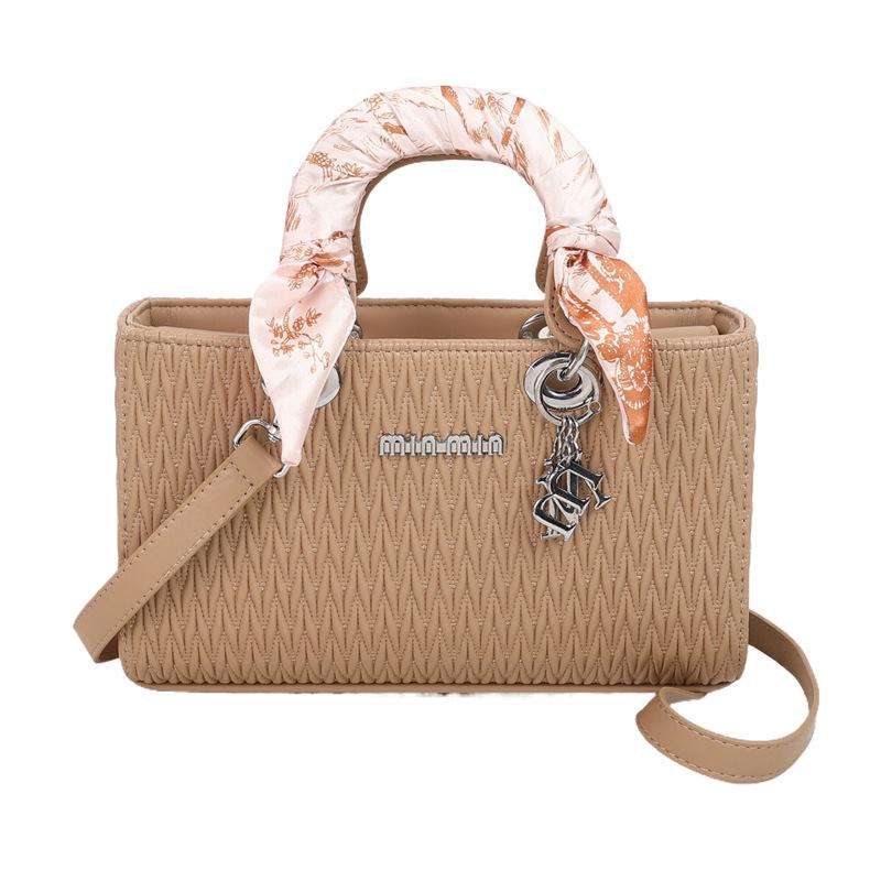 New Diamond Embroidery Thread New Trendy Fashion Shoulder Messenger Bag Portable Silk Scarf Princess Diana Bag