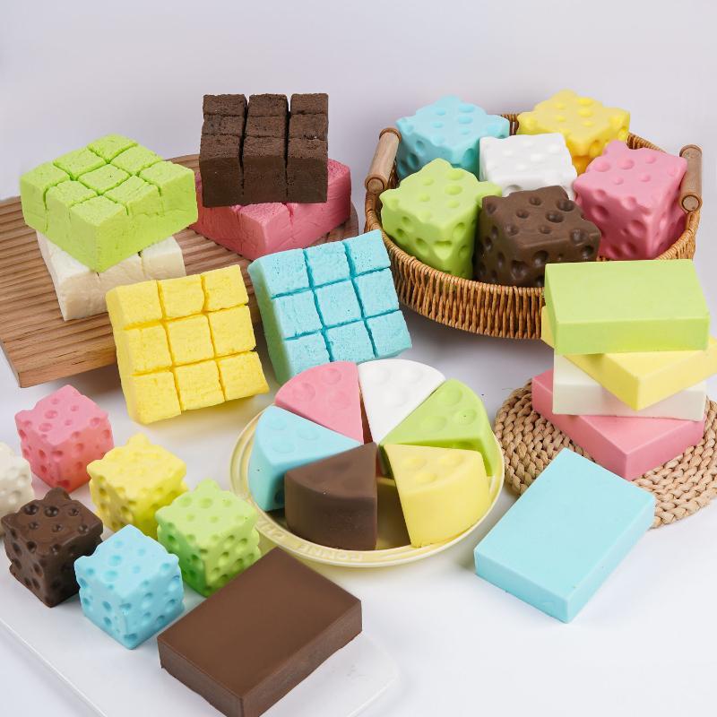 Käseförmige Squishy Fidget Spielzeuge Weich Langsamer Rückprall Helle Farben Zur Stressbewältigung Kinder Spiel Büro Zuhause Tägliche Nutzung