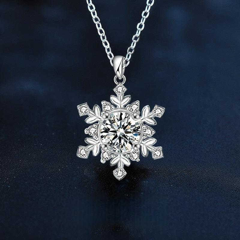 S925 Sterling Silver Snowflake Necklace for Women Versatile High-End Feel Moissanite Pendant Silver Collarbone Chain Gift