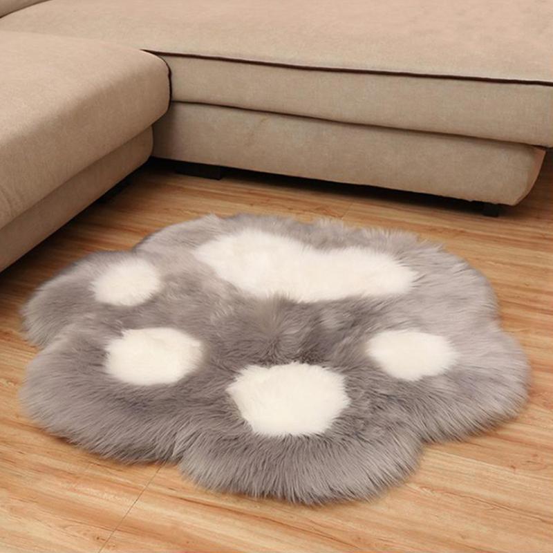 Home Sofa Coffee Table Cute Bear Paw Shape Plush Carpet Living Room Bedroom Foot Mats Shaggy Fluffy Cat Paw Rug Bedside Carpet