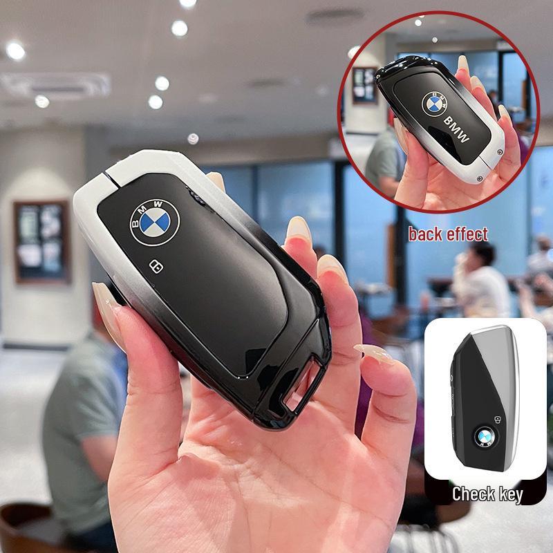 BMW 7 Series Key Case for 2023 Models: 740, 735Li, X7, iX, i7 - Metal Buckle Shell