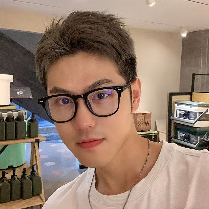 Anti-Blue Light Glasses Simple Square Eyewear Women Men Exquisite Eyeglasses Blue Light Blocking Man Lady Computer Eyeglas