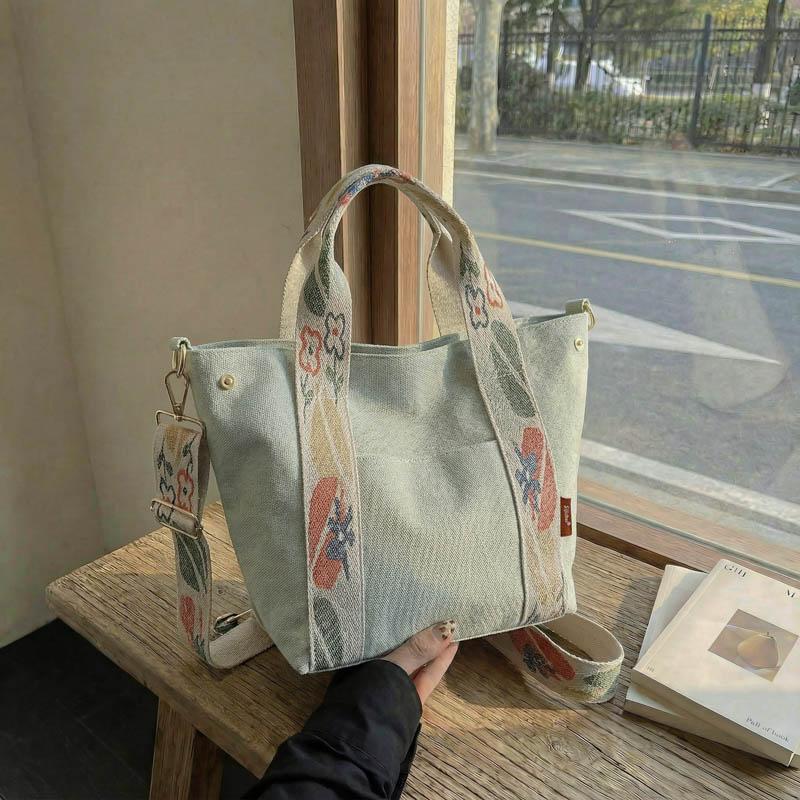 Floral Pattern Tote Bag for Women Stylish Shoulder Bag with Adjustable Strap Large Capacity Daily Use Bag