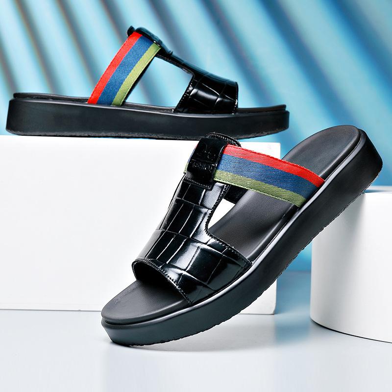 Fashion2024 Summer New Designer Beach Shoes Men Genuine Leather Thick Soled Non-slip Slippers for Men Fashion Casual Male Flip Flops