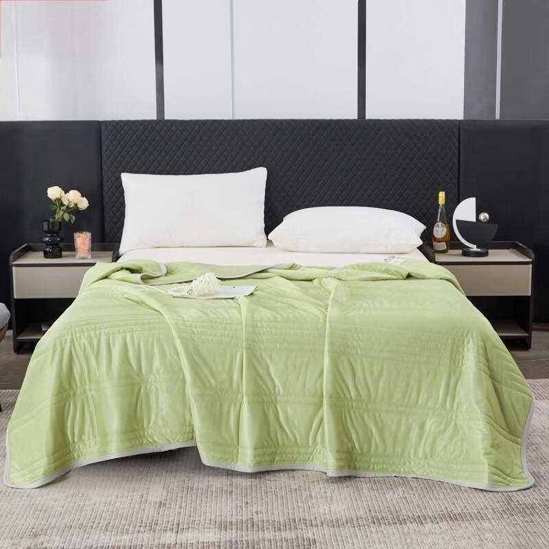 Yuan Mu Xiong Gentle Pink Ice Silk Cooling Summer Duvet