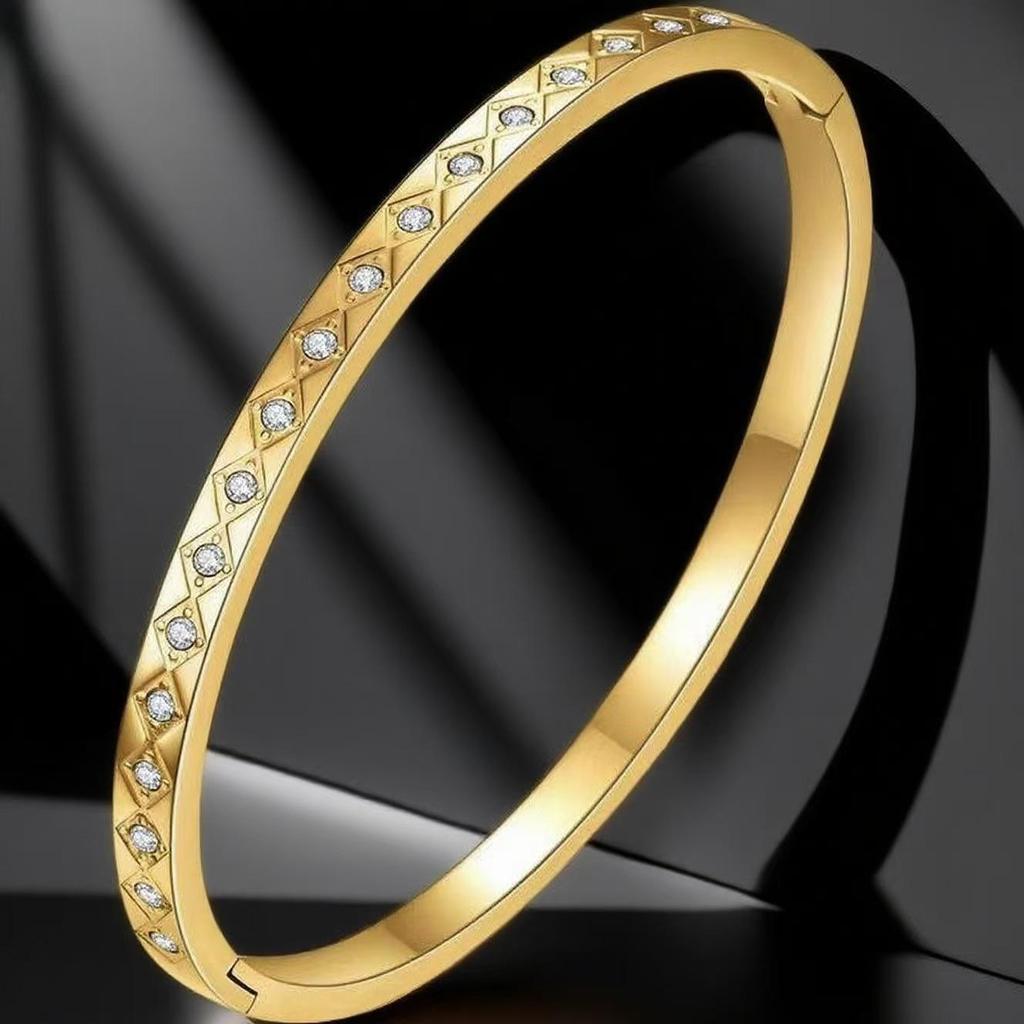 Women's High-End Fashionable Titanium Steel Full Diamond Bracelet – Personalized Design