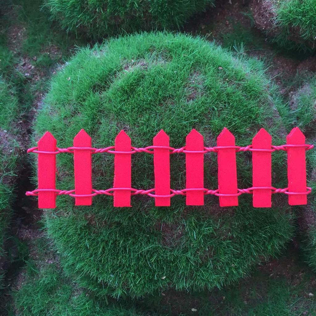 Eight-Piece Mini Succulent Wood Fence Ornaments