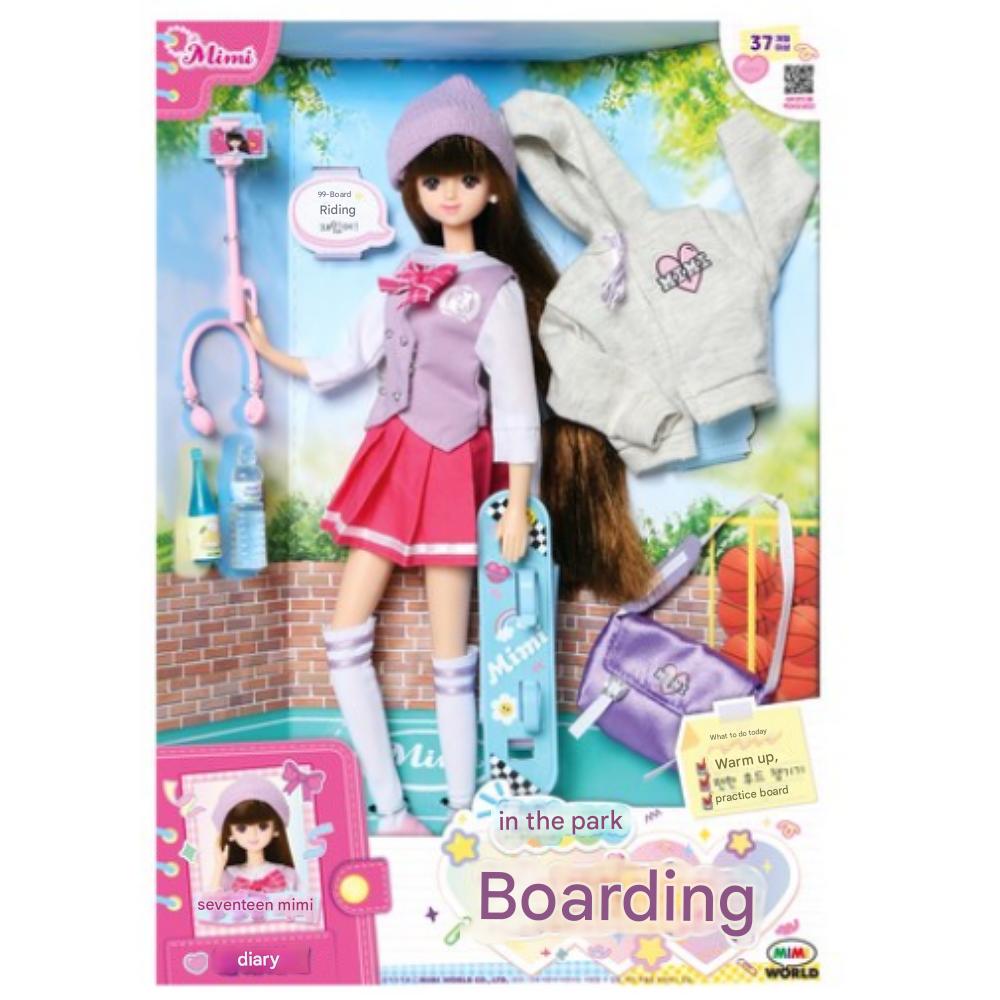 Кукла «Мир Мими на борту» и костюмы в парке Мими, серия «Семнадцать».