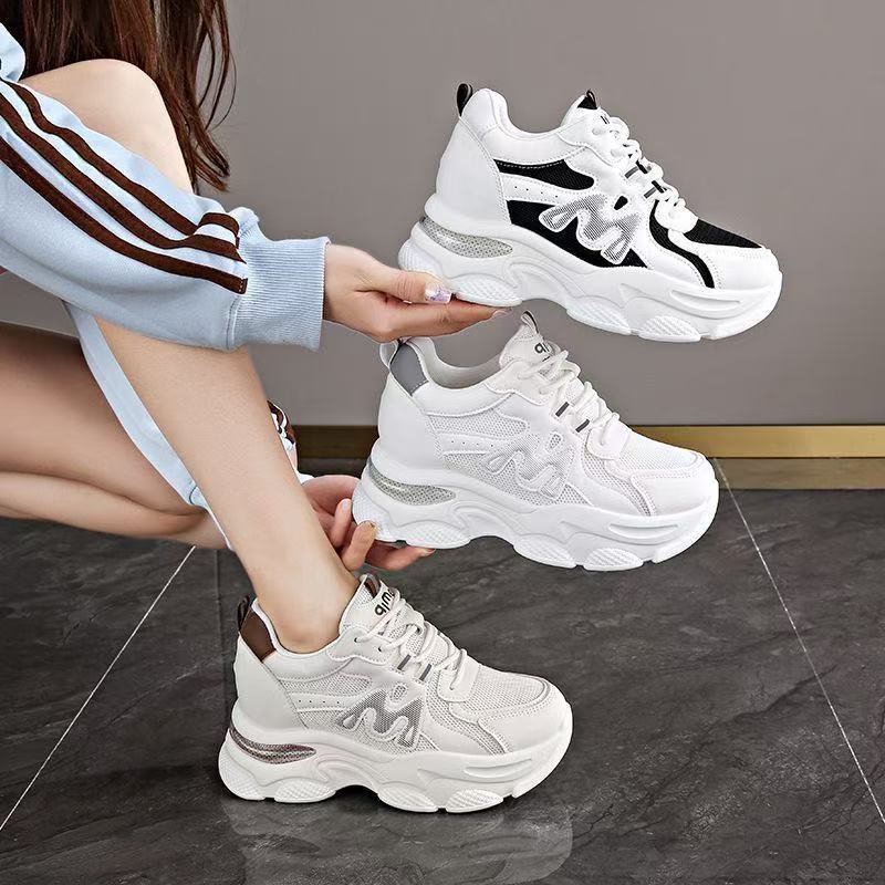 Fashionable Thick soled Dad Shoes Spring and Autumn Women's Casual Sports Shoes Leather Surface Sponge Cake Shoes Women's Shoes