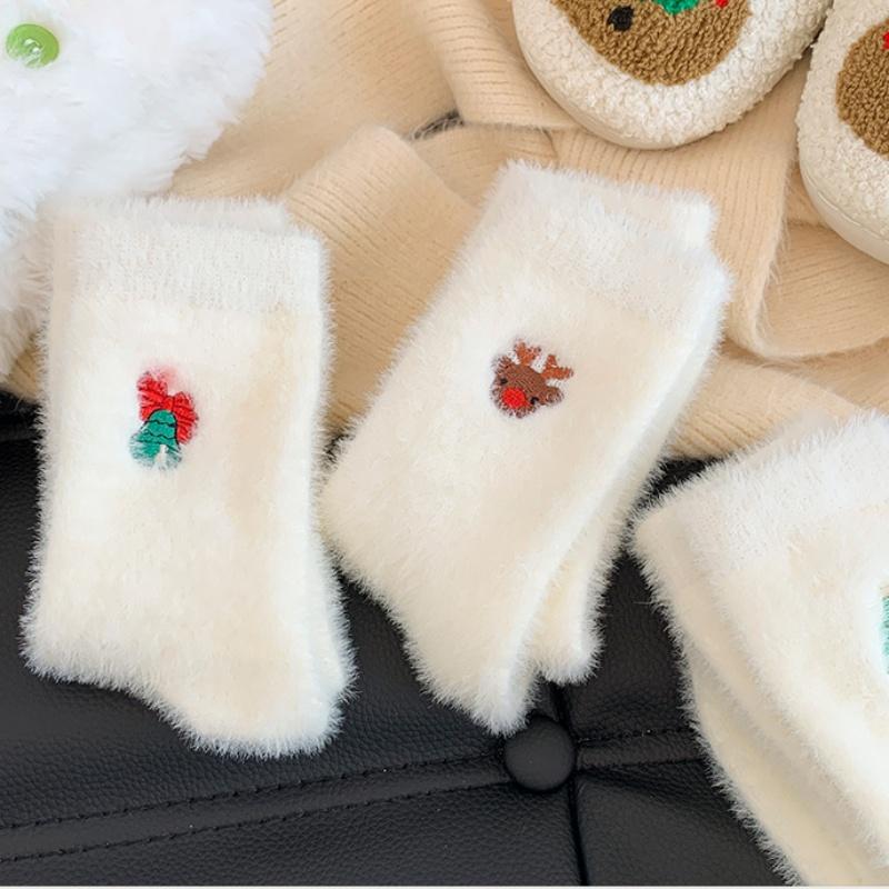 White Faux Mink Fur Socks Christmas Tree Snowman Santa Claus Embroidery Socks For Winter Warm Thicken Plush Floor Socks Gift