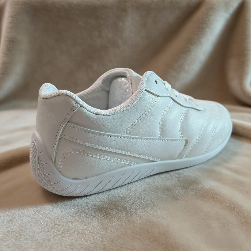 Women's White Minimalist Sneakers Lightweight Casual Walking Shoes for All-Day Comfort Flat Soft Plus Size 36-41