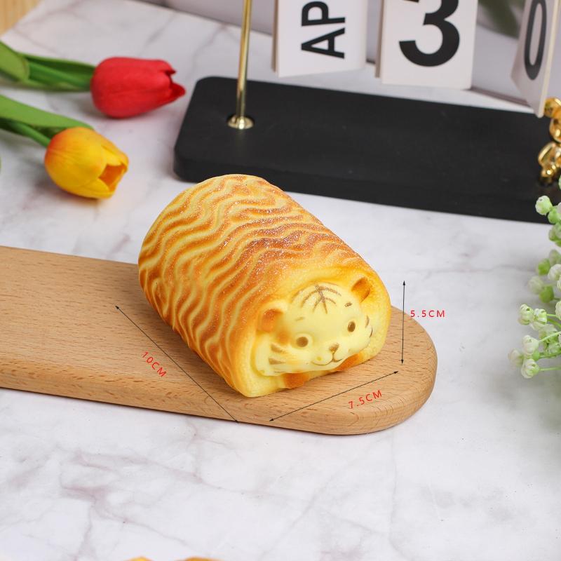 Slow Rebound Cake Dessert Wedding Party Decoration Ornaments Cake Decoration Simulation Cake Model Relieve Stress Toy