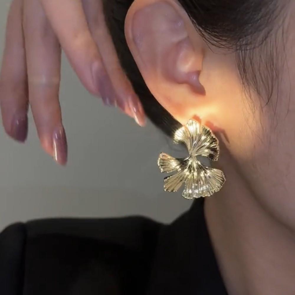 Silver/Gold Metal Ginkgo Leaf Earrings Metal Leaves Ear Studs Personality Big Plant Earrings  Party