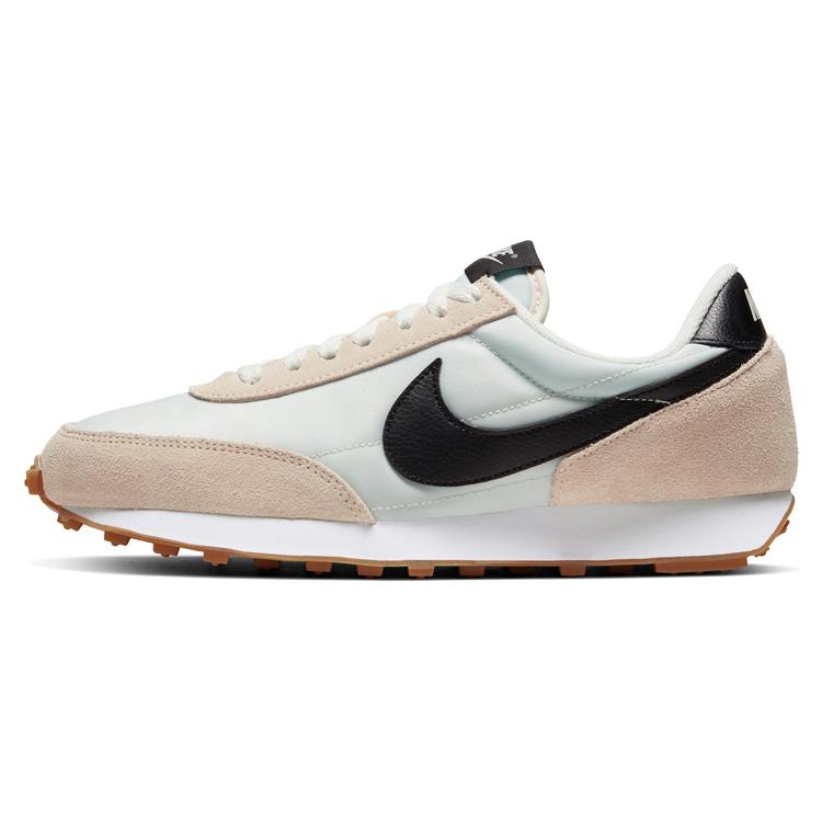 

Nike Daybreak Pale Ivory Spruce Aura Women s 38