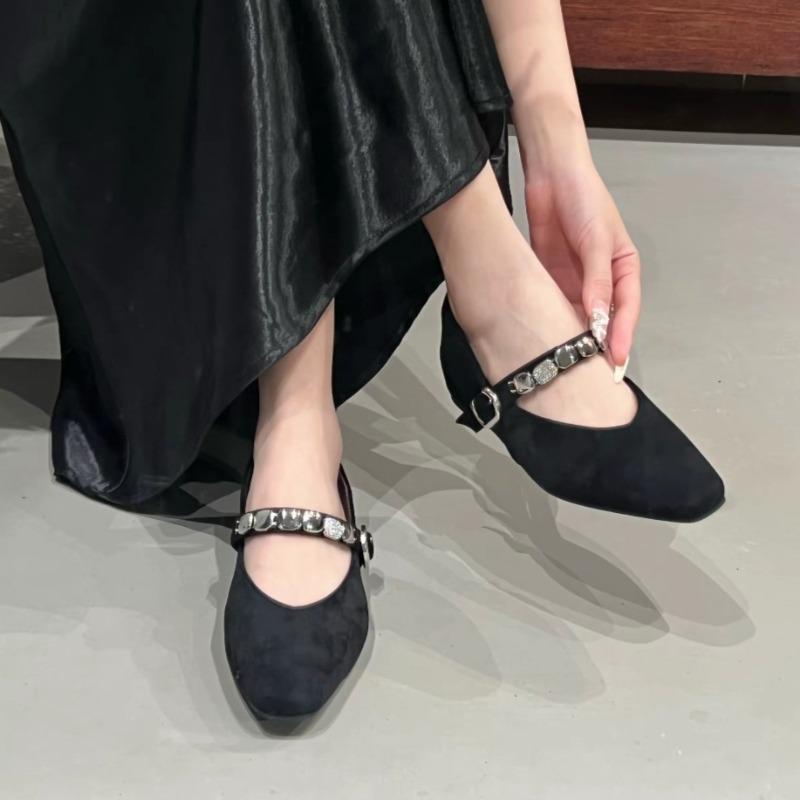 

Модная осенняя новинка, одинарные туфли со скрытой платформой, модный квадратный носок, мелкий вырез, металлическая пряжка, ремешок-слингбэк, нескользящие балетки 40