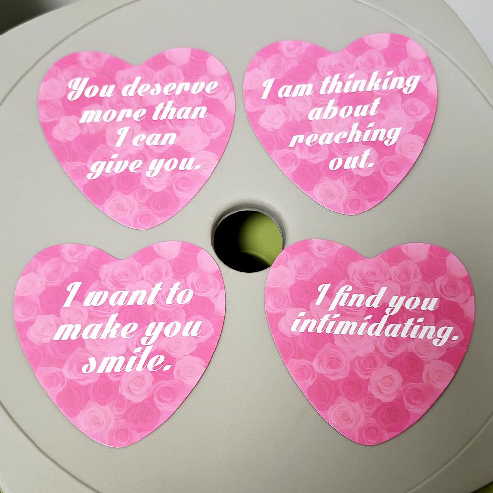 8,5 x 8,5 cm Liebesgeständniskarten, 55 Stück herzförmige Orakelkarten für Verliebte mit Bedeutungen darauf