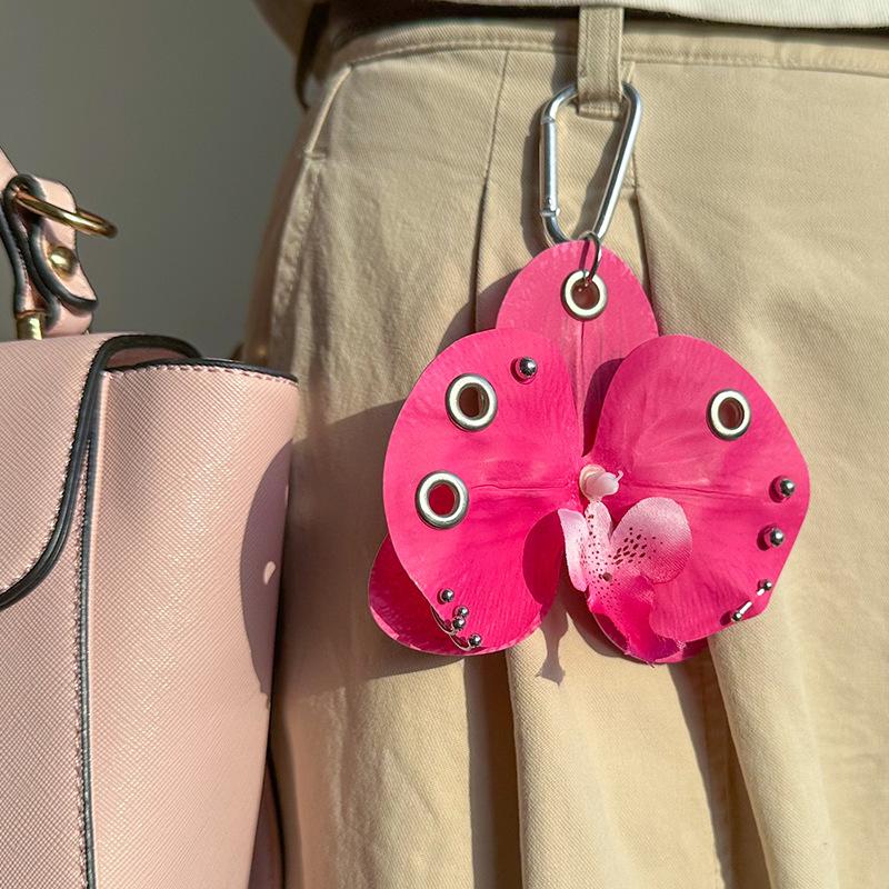 Exquisite Phalaenopsis Orchid Lily Keychain Creative Simulation Flower Bag Pendant  Backpack Decoration Accessories Gifts