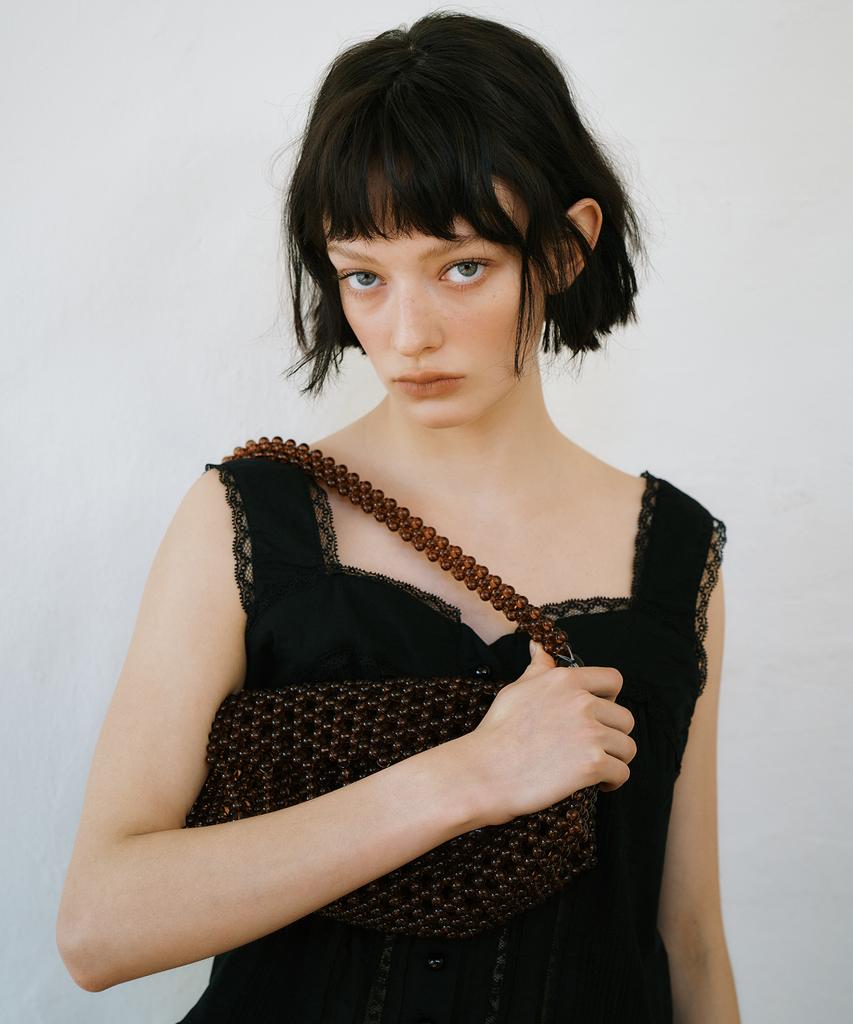 GREENBUTTER Lace Pintuck Sleeveless Blouse (Black)