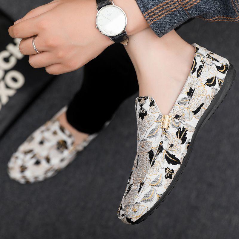 2025 Men's Shoes Breathable Bean Shoes Men's Trend One Step Stepping Old Beijing Cloth Shoes Driving Casual Shoes Lazy