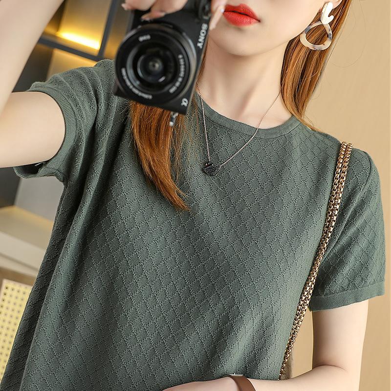 Summer New Round-neck Knitted Short-sleeved Women's T-shirt, Loose Large-sized Plaid Half-sleeved Top