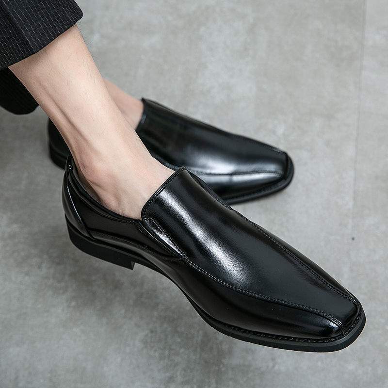 

Новая кожаная обувь мужская деловая повседневная на одной педали британская молодежная дышащая с квадратным носком Оксфорды Дерби обувь парикмахера трендовая обувь 46