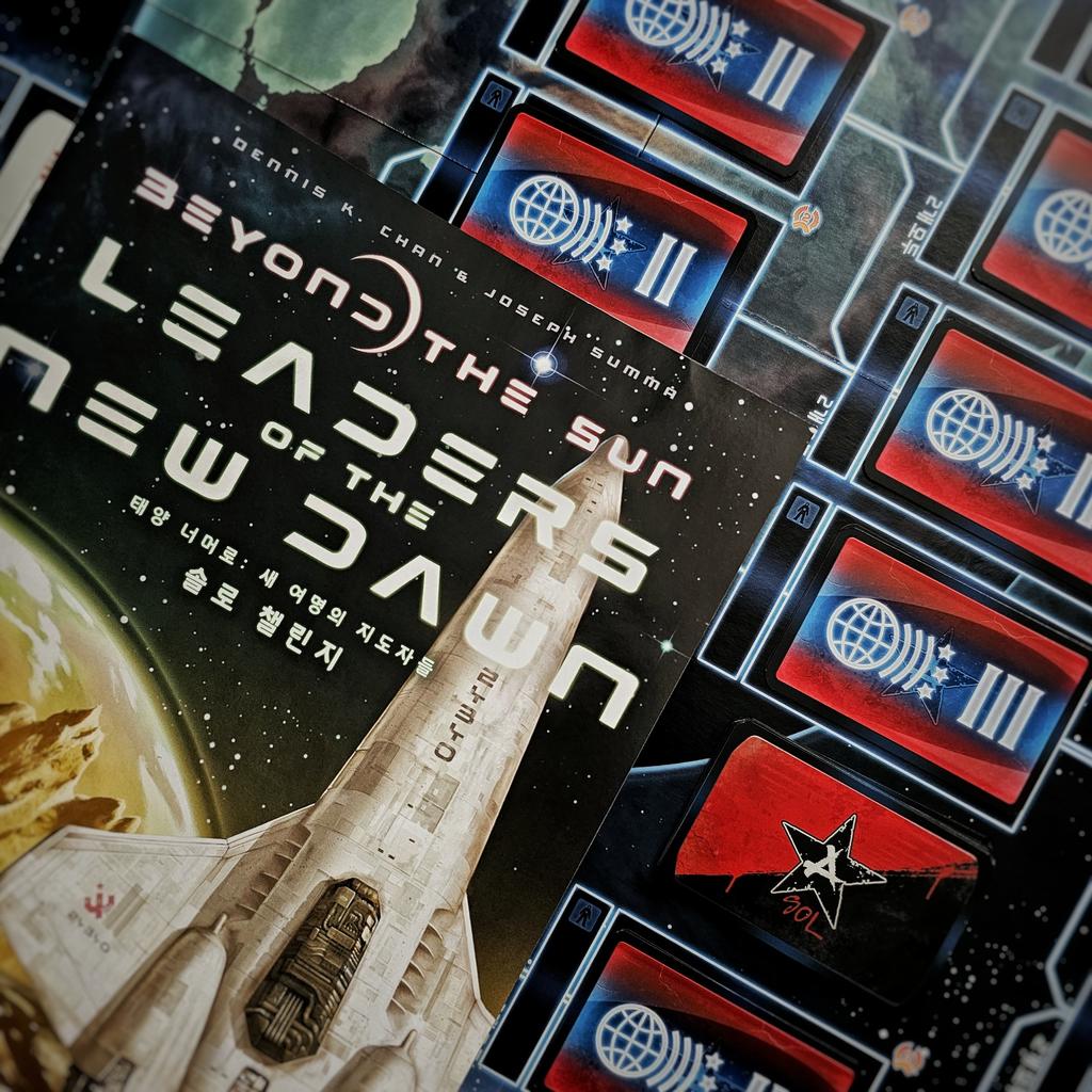 Beyond the Sun [Expansion] Leaders of the New Dawn Board Game